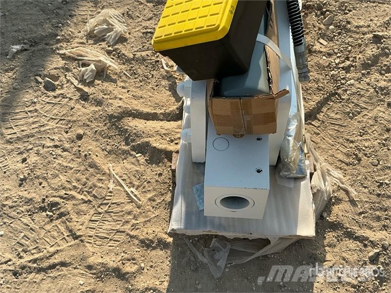  Lyals 680 Backhoe Hydraulic Breaker (Unused) مطارق / كسارات