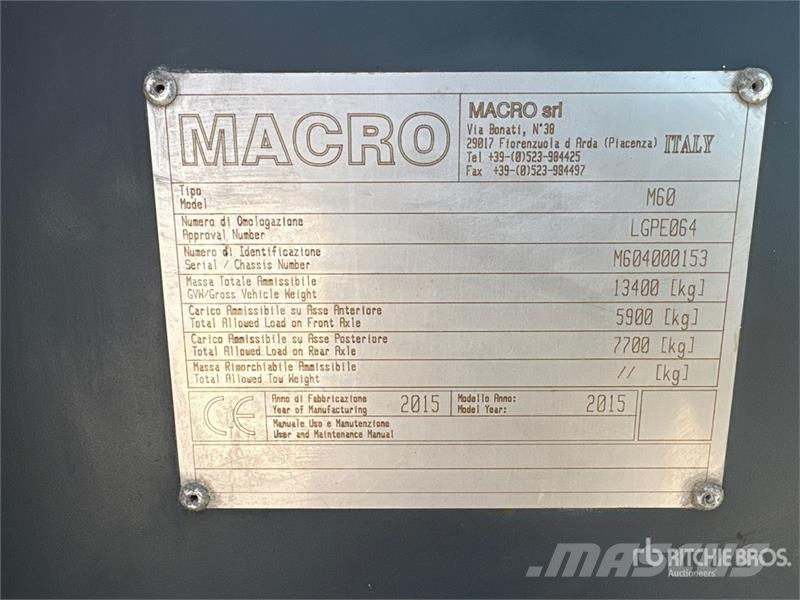 Macros M60 Vaccum Sweeper Truck Прибиральні машини
