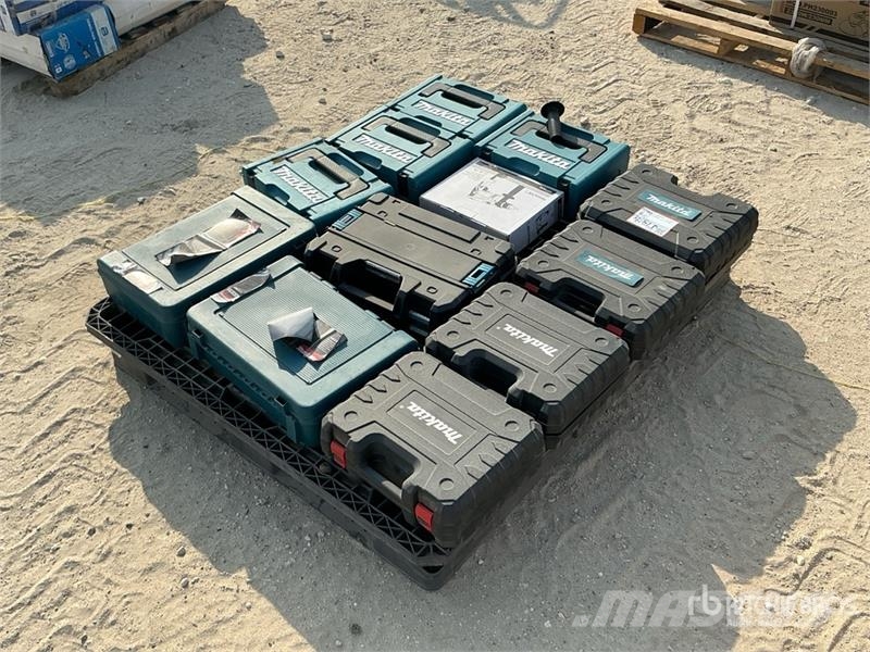 Makita of (12) Makita Work Shop Tools (Unused) Muud osad