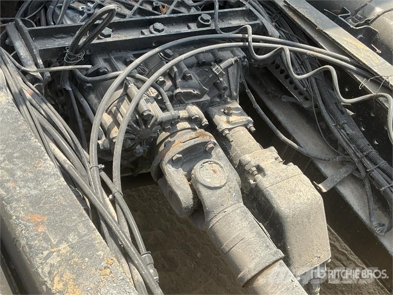 MAN 26.463 6x4 T/A Sleeper Truck Tractor وحدات الجر