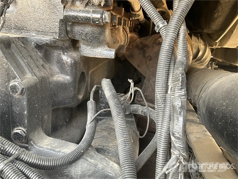 MAN 26.463 6x4 T/A Sleeper Truck Tractor وحدات الجر