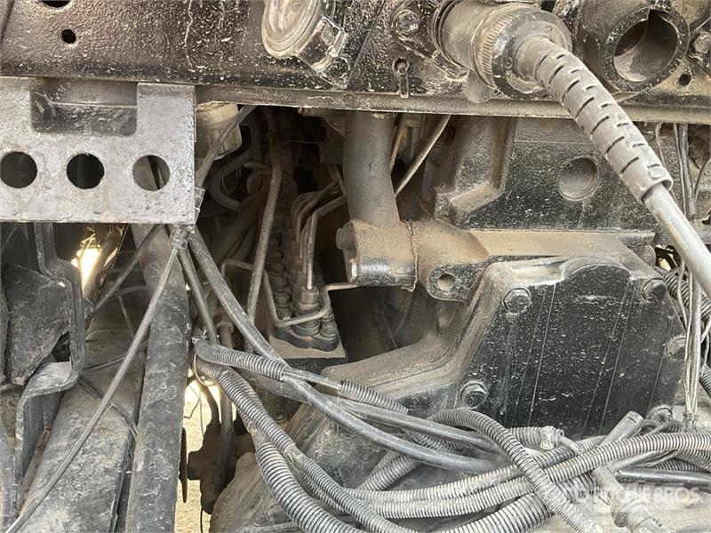 MAN 26.463 6x4 T/A Sleeper Truck Tractor وحدات الجر