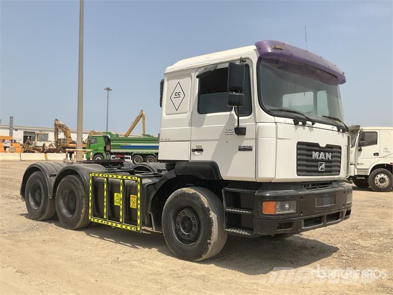 MAN 26.463 6x4 T/A Sleeper Truck Tractor وحدات الجر