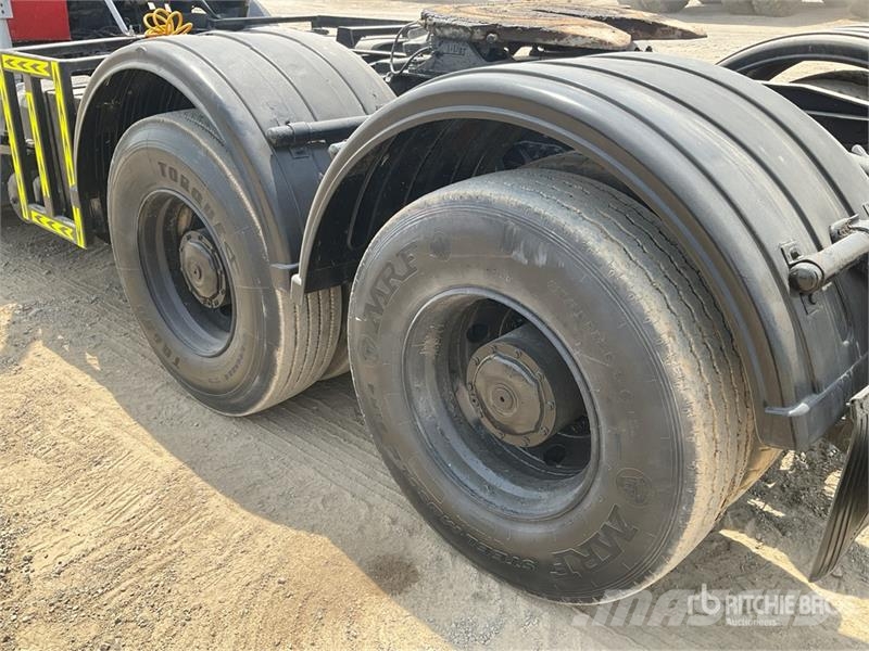 MAN 26.463 6x4 T/A Sleeper Truck Tractor وحدات الجر