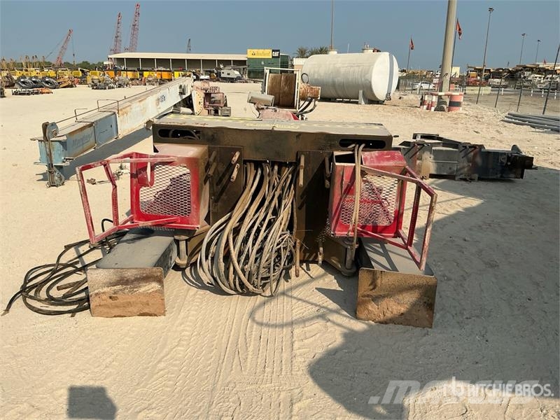 Manitex 30102C Crane - Fits 30 ton Boom Truck Transport – ostalo