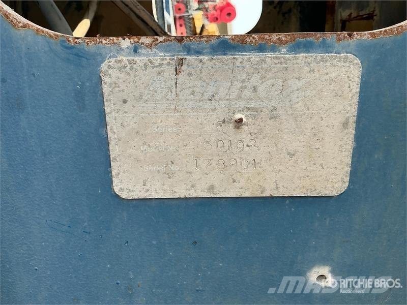 Manitex 30102C Crane - Fits 30 ton Boom Trucks Muut