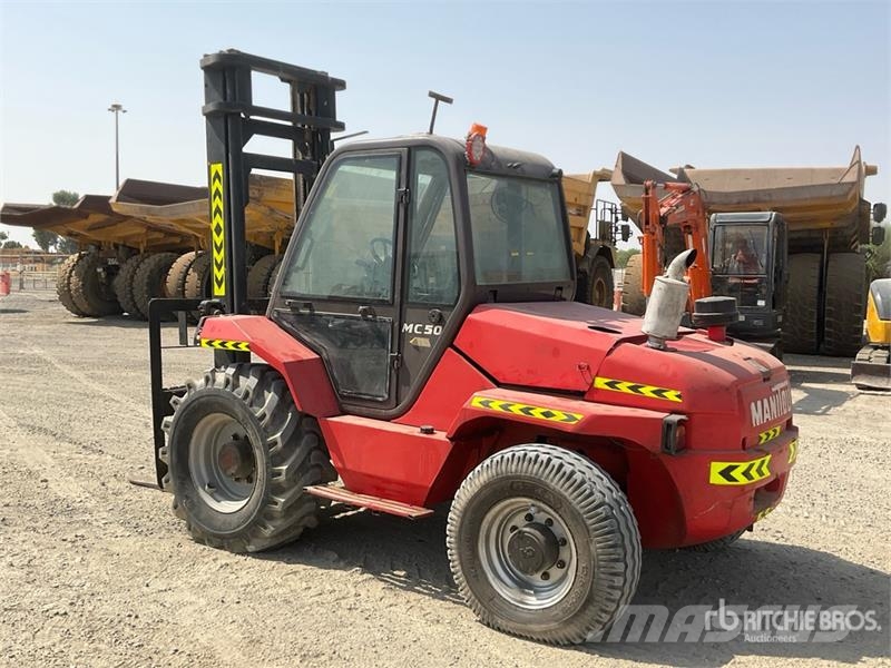 Manitou M50-4 شاحنات الطرق الوعرة
