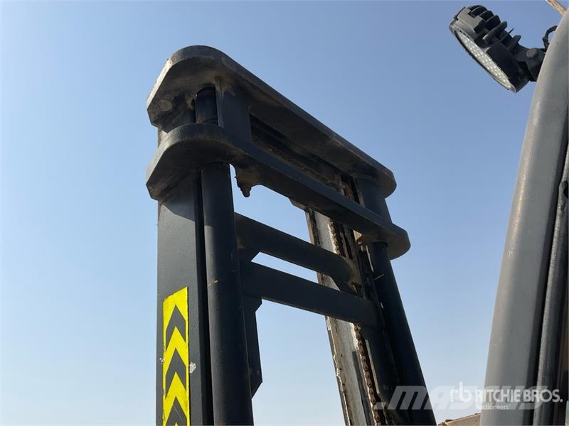 Manitou M50-4 شاحنات الطرق الوعرة