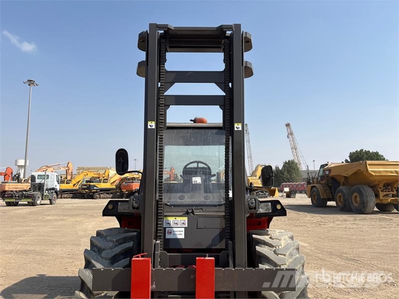Manitou M50-4 Внедорожные погрузчики