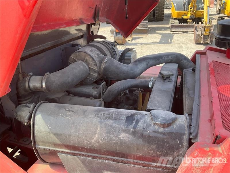 Manitou M50-4 شاحنات الطرق الوعرة