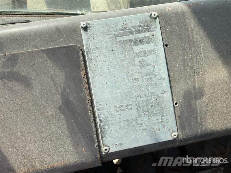 Manitou M50-4 شاحنات الطرق الوعرة