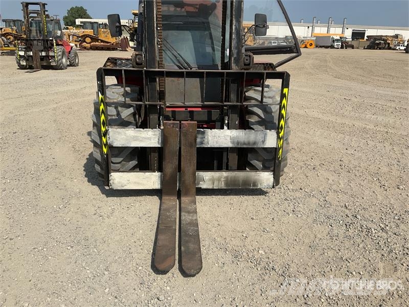 Manitou M50-4 شاحنات الطرق الوعرة