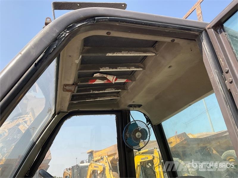 Manitou M50-4 شاحنات الطرق الوعرة