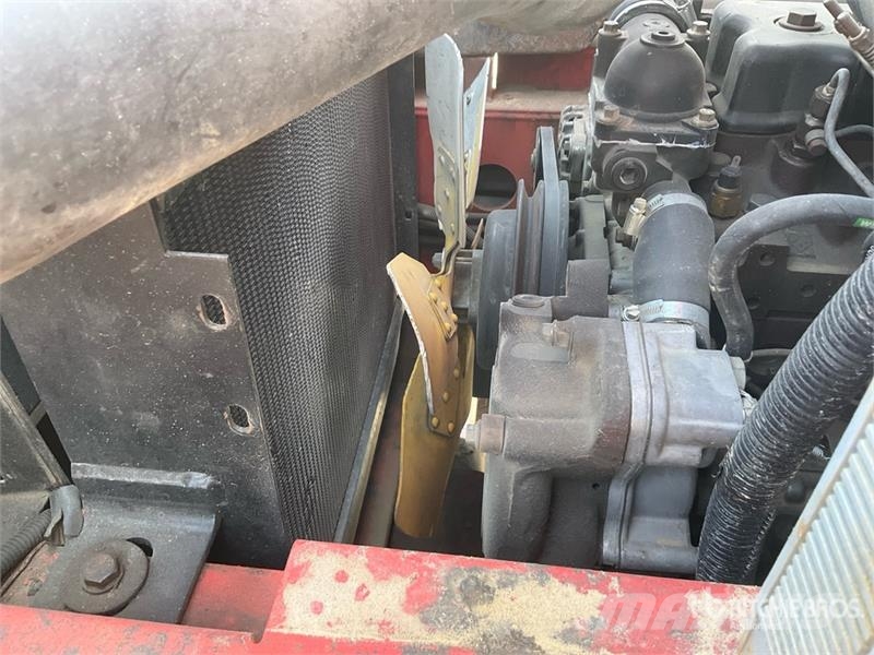 Manitou M50-4 شاحنات الطرق الوعرة