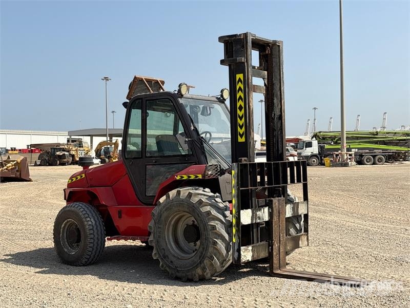 Manitou M50-4 험지용 트럭