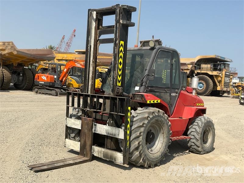 Manitou M50-4 شاحنات الطرق الوعرة