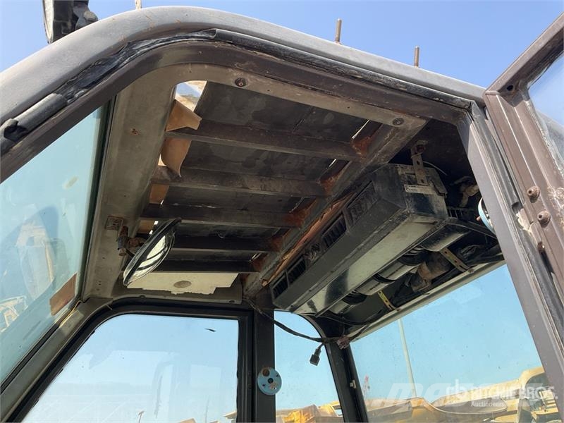 Manitou M50-4 شاحنات الطرق الوعرة
