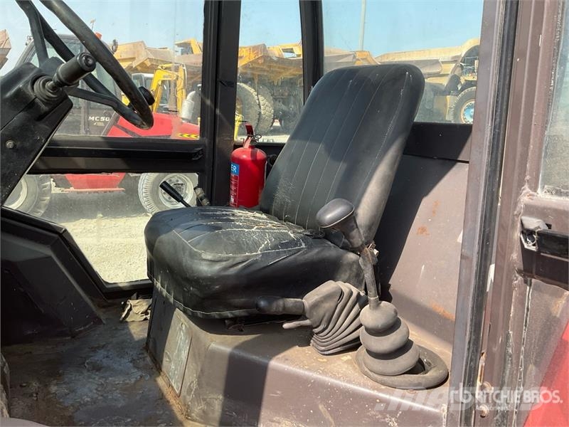 Manitou M50-4 شاحنات الطرق الوعرة