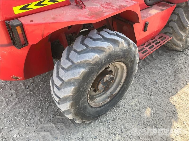 Manitou M50-4 شاحنات الطرق الوعرة
