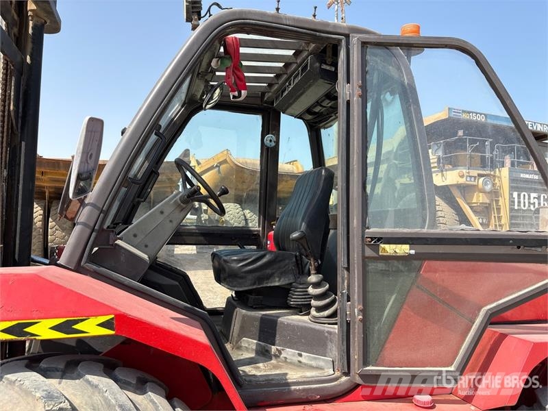 Manitou M50-4 험지용 트럭