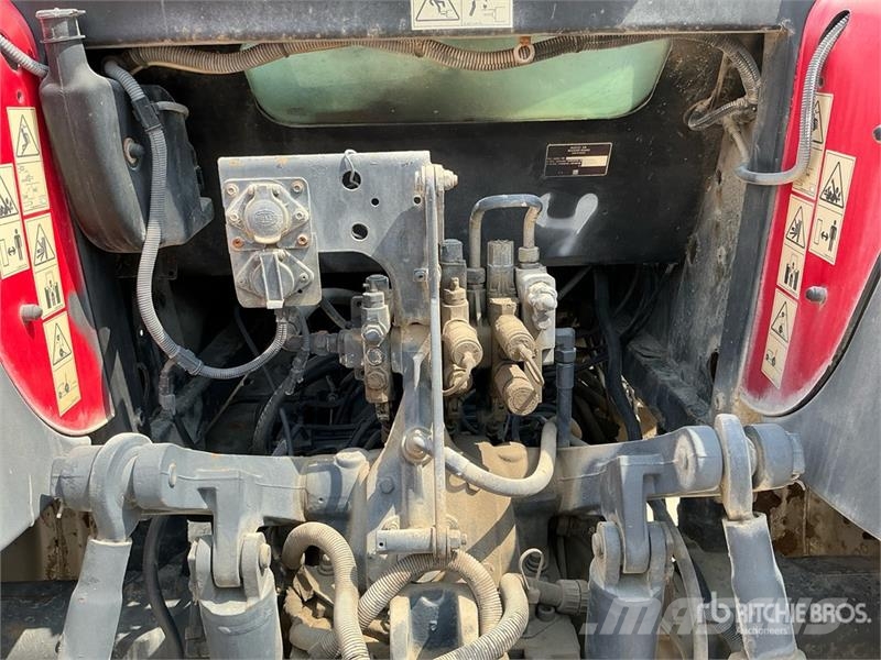 Massey Ferguson 455 4WD Tractor Tracteur