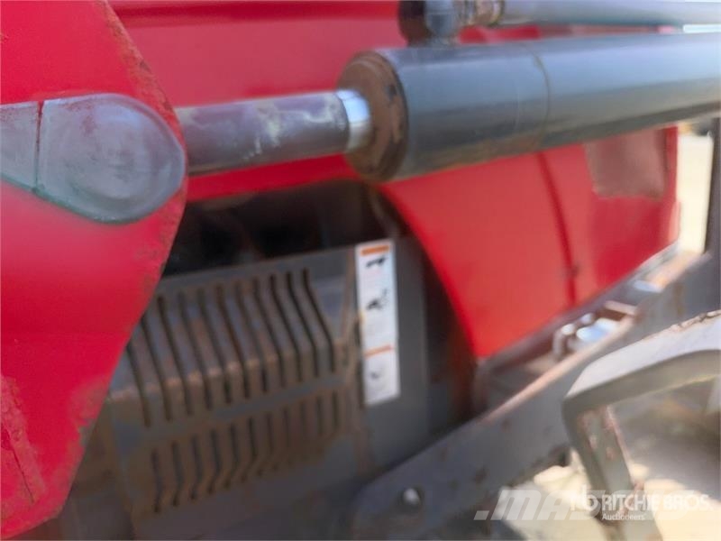 Massey Ferguson 5460 Trattori