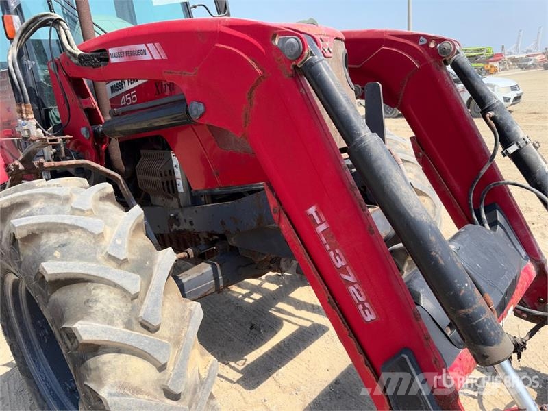 Massey Ferguson 5460 Trattori