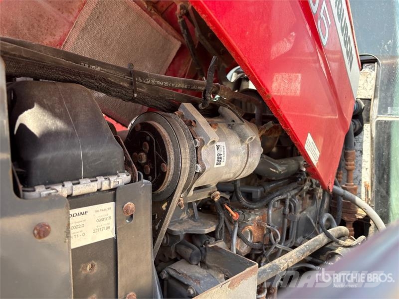 Massey Ferguson 5460 Trattori