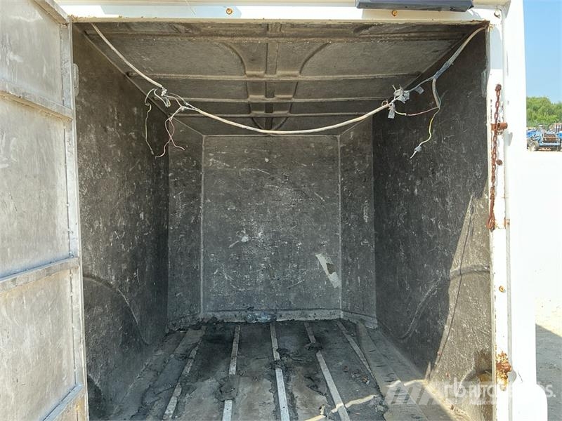 Master Trailer 2.2 m S/A Quantity of (2) Tow Behind Cargo Gesloten opbouw trailers