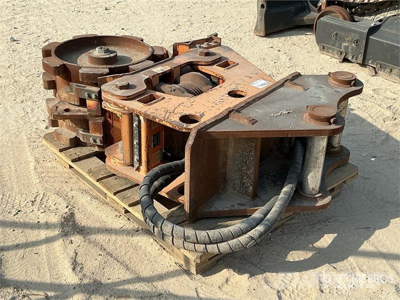 MBW EXA18 Excavator Compaction Wheel - Fits 15 - 25 to مكونات أخرى