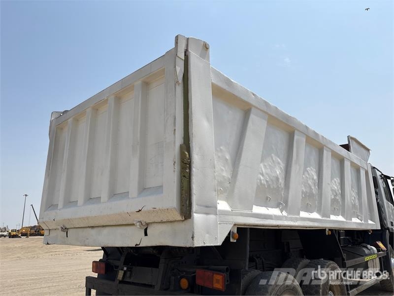 Mercedes-Benz Actros 4031 T/A Dump Truck شاحنات قلابة