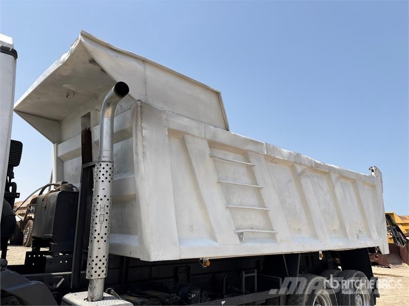 Mercedes-Benz Actros 4031 T/A Dump Truck شاحنات قلابة