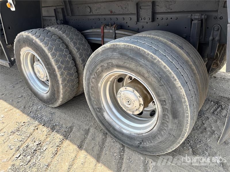 Mercedes-Benz Actros 4031 T/A Dump Truck شاحنات قلابة