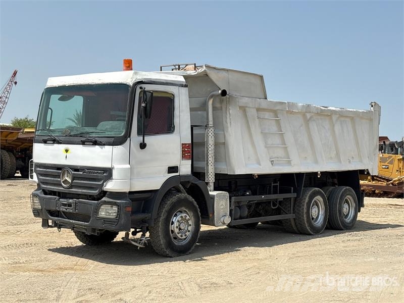 Mercedes-Benz Actros 4031 T/A Dump Truck شاحنات قلابة