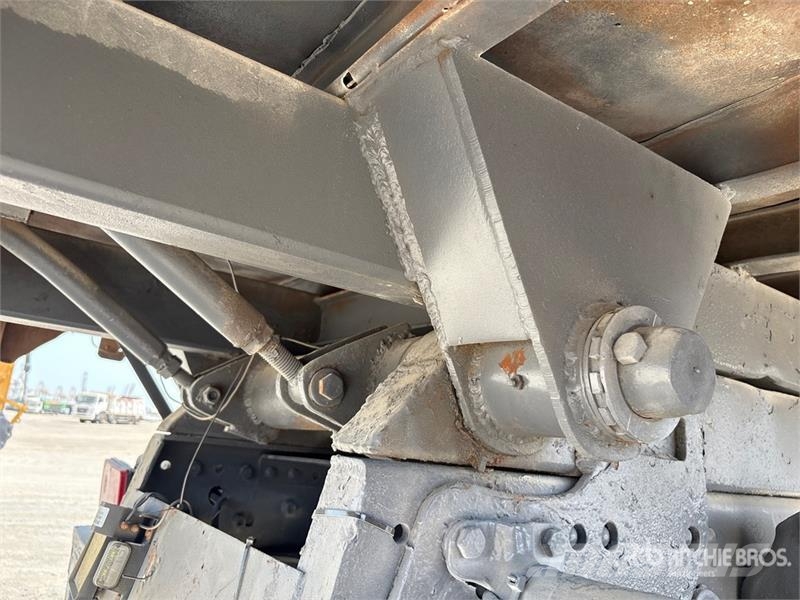 Mercedes-Benz Actros 4031 T/A Dump Truck شاحنات قلابة