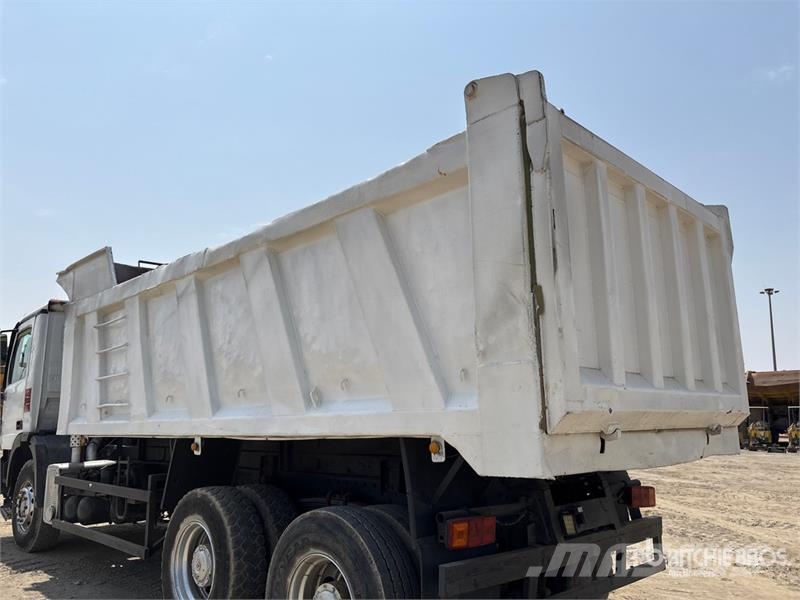 Mercedes-Benz Actros 4031 T/A Dump Truck شاحنات قلابة