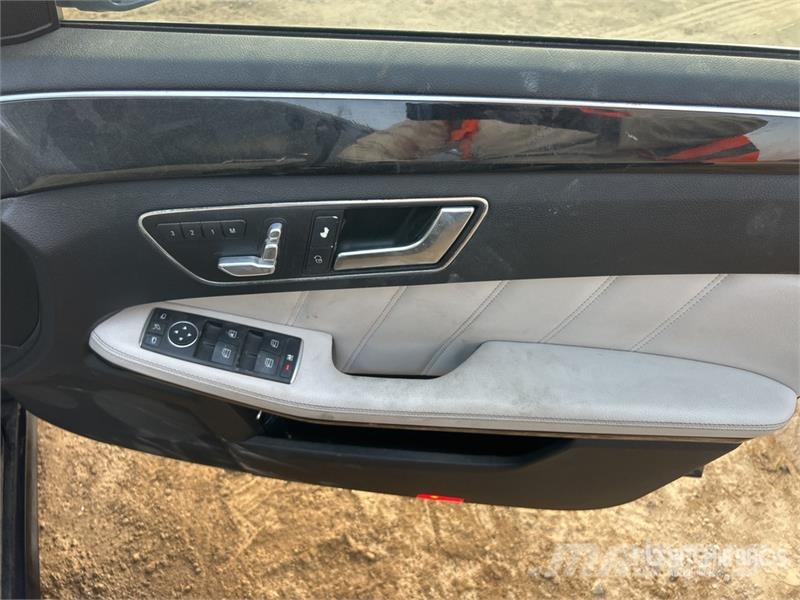 Mercedes-Benz E250 Automobile سيارات