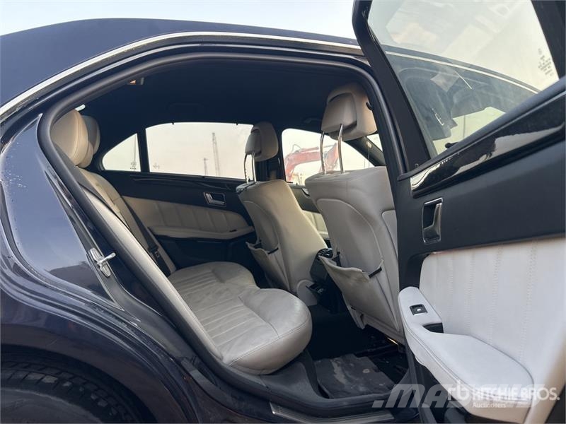 Mercedes-Benz E250 Automobile سيارات