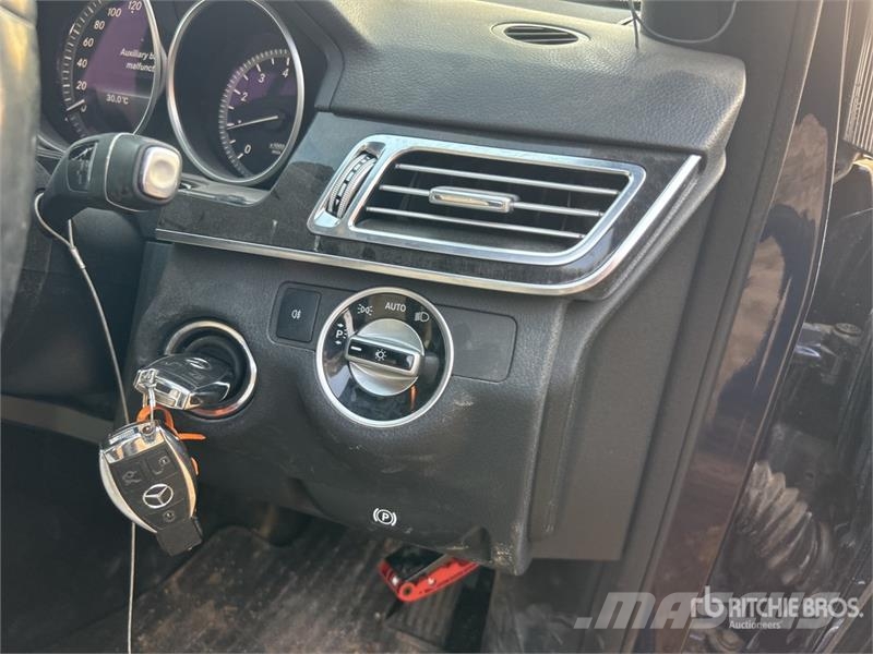 Mercedes-Benz E250 Automobile سيارات
