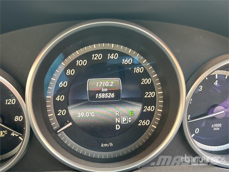 Mercedes-Benz E250 Automobile سيارات