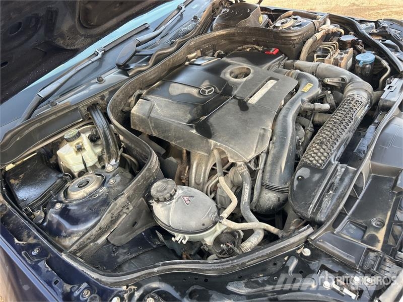 Mercedes-Benz E250 Automobile سيارات