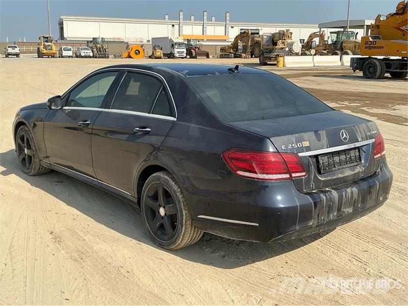 Mercedes-Benz E250 Automobile Personbiler