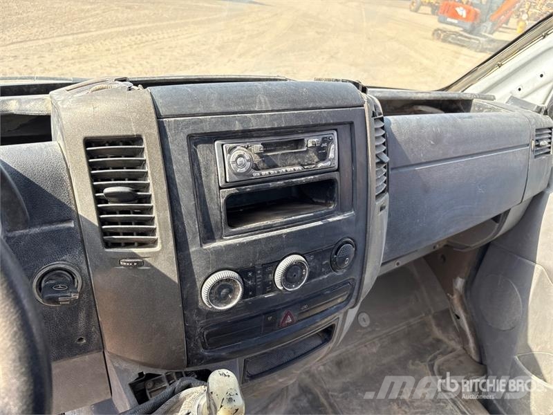 Mercedes-Benz Multitel MT 222 AZ 23.7 m on Mercedes-Benz BC600LC Camion nacelle