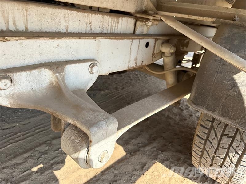 Mercedes-Benz Multitel MT 222 AZ 23.7 m on Mercedes-Benz BC600LC Camion nacelle