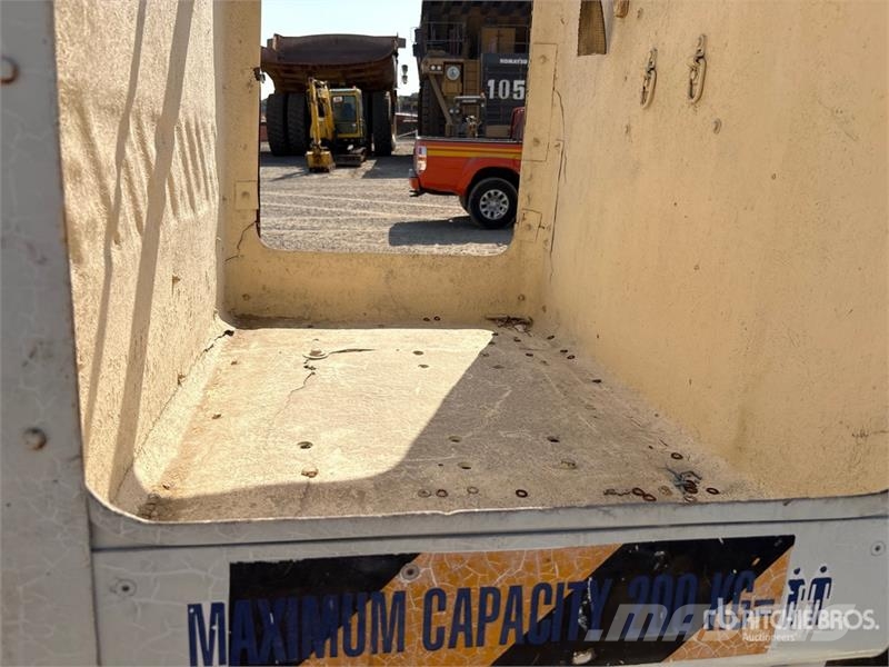 Mercedes-Benz Multitel MT 222 AZ 23.7 m on Mercedes-Benz BC600LC Camion nacelle