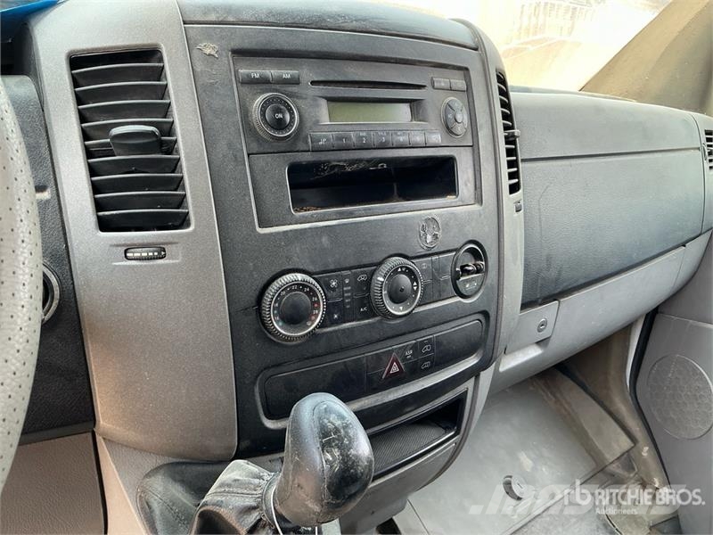 Mercedes-Benz Sprinter 311 Cargo Van Panel vans