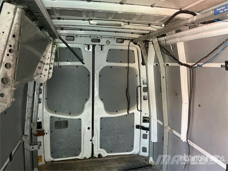 Mercedes-Benz Sprinter 311 Cargo Van Panel vans