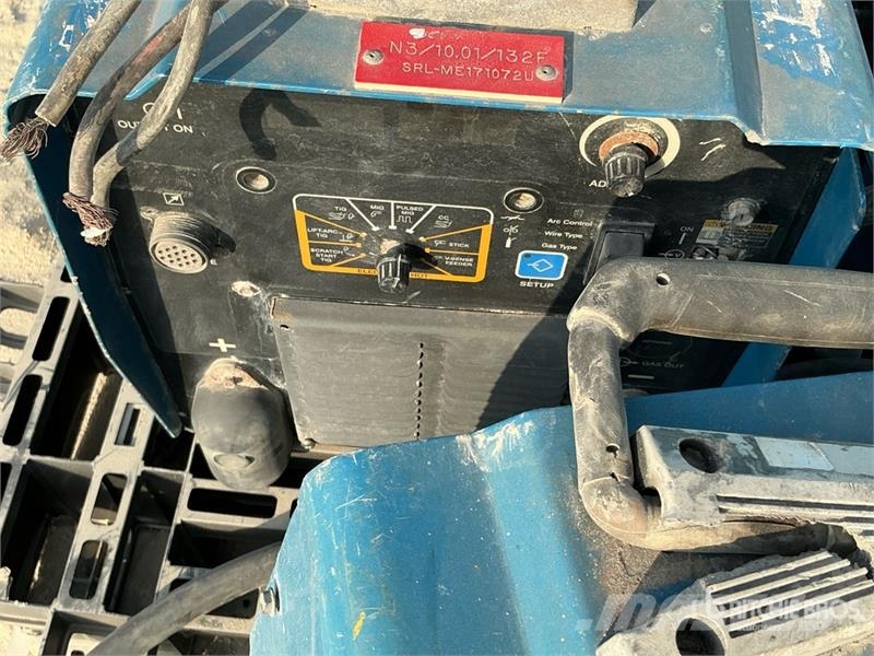 Miller of (4) Miller Electric Welder Metināšanas iekārtas
