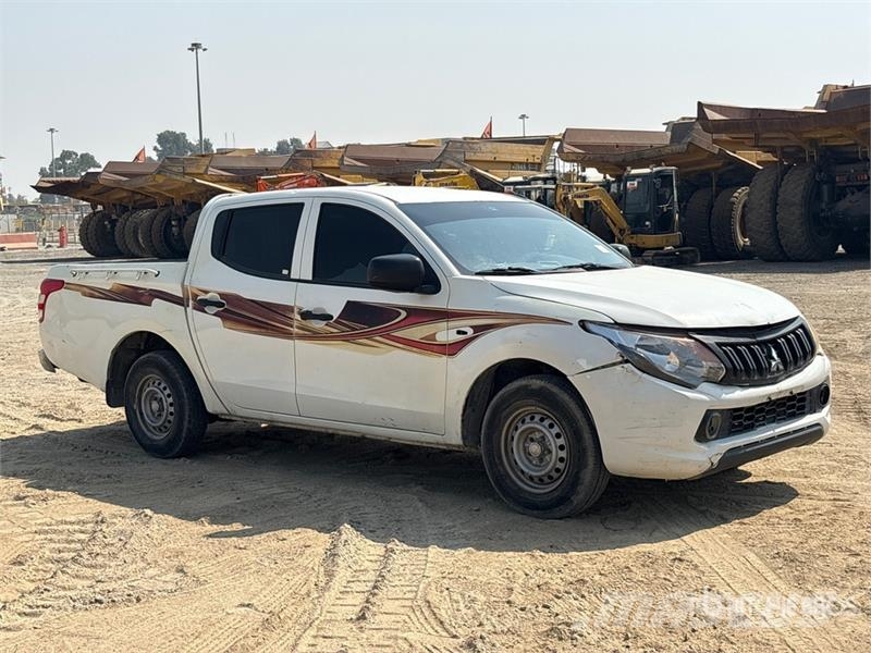 Mitsubishi L200 Pickup Inne