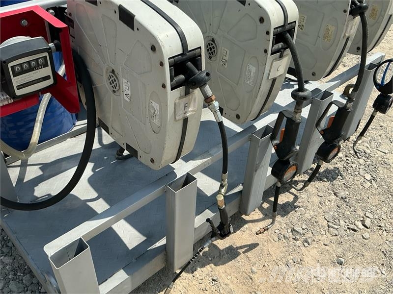  Moveable Fuel & Lube Unit مكونات أخرى